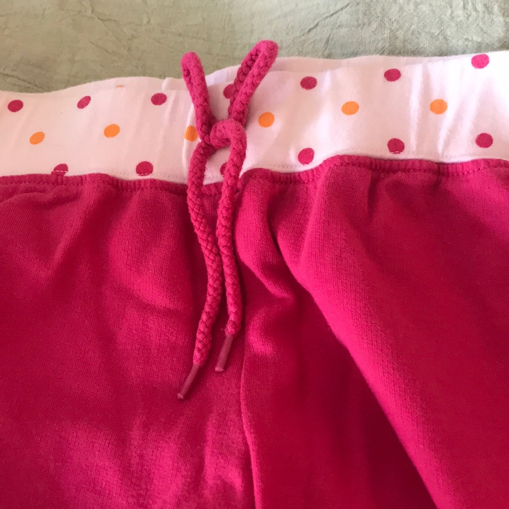 Hello Kitty Capris - Picture 2 of 2